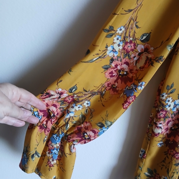 Zac & Rachel Women's Size XL Floral Keyhole Long Sleeve Yellow Multi Blouse - Picture 5 of 10